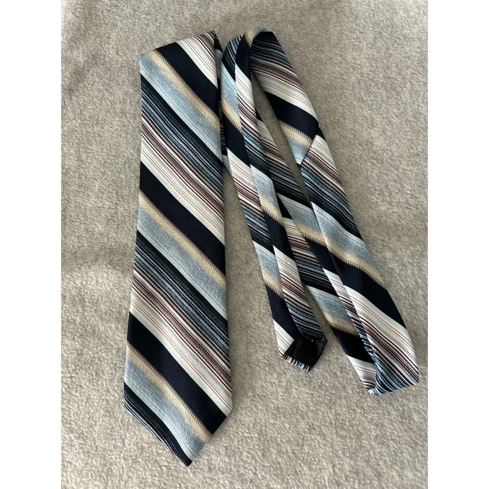 Velducci Mens Navy Blue Light Blue Cream‎ Striped Polyester Necktie RN 20170